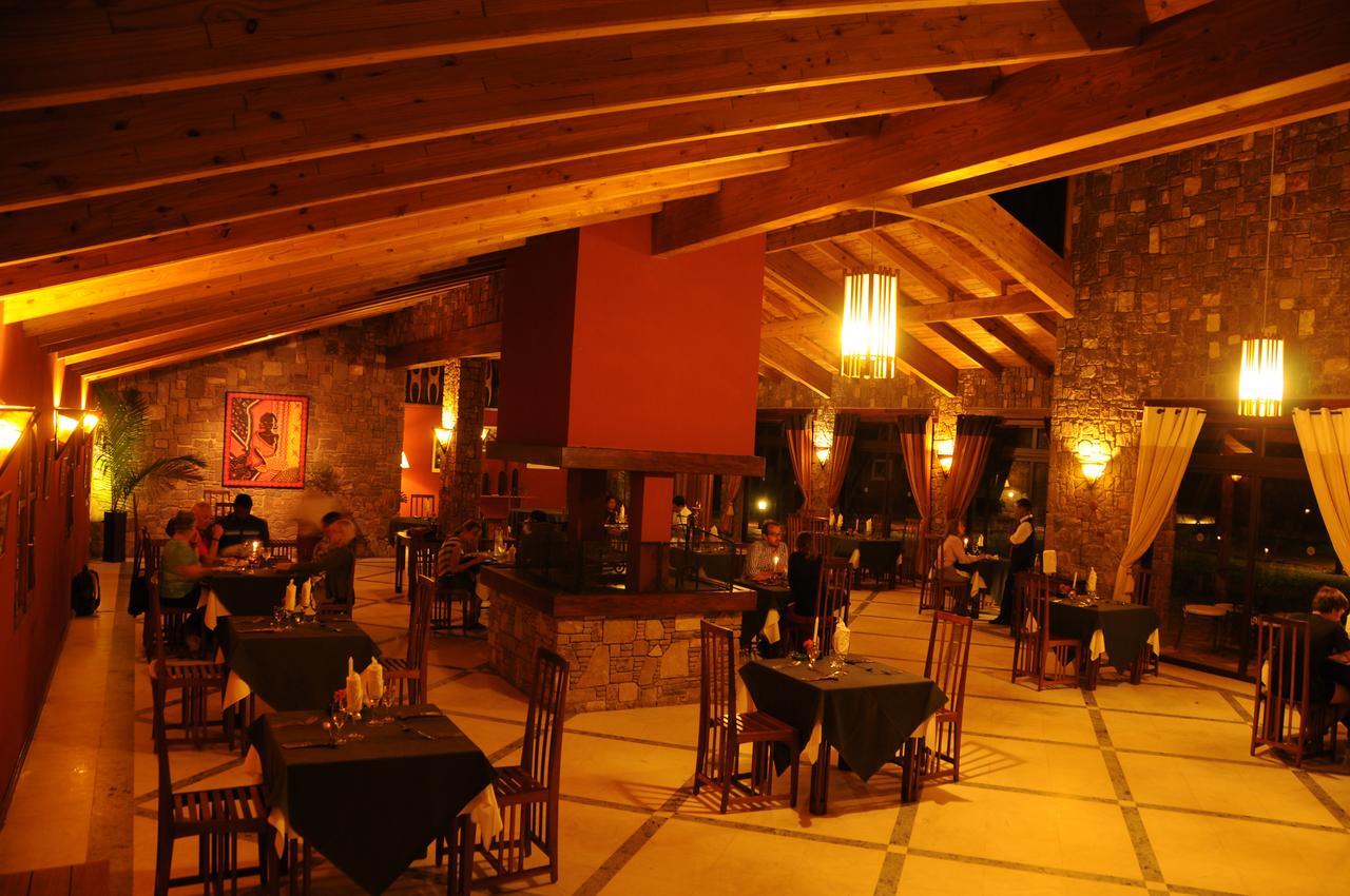 Le Jardin Du Roy Ranohira Exterior foto